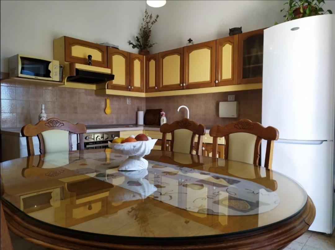 Apartman Andela Подгора Екстер'єр фото