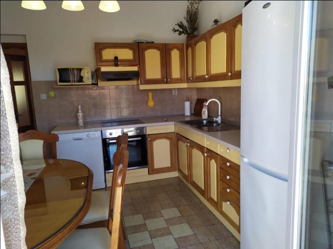 Apartman Andela Подгора Екстер'єр фото